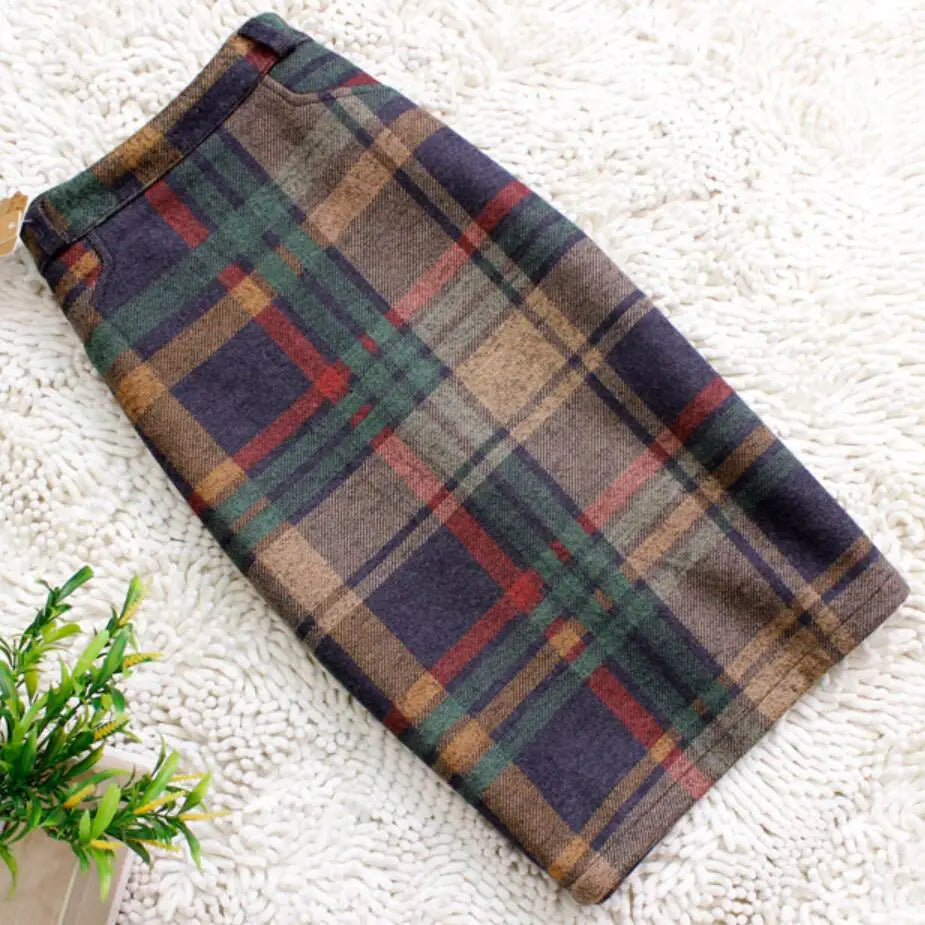 Casual Vintage-Style Plaid Skirt