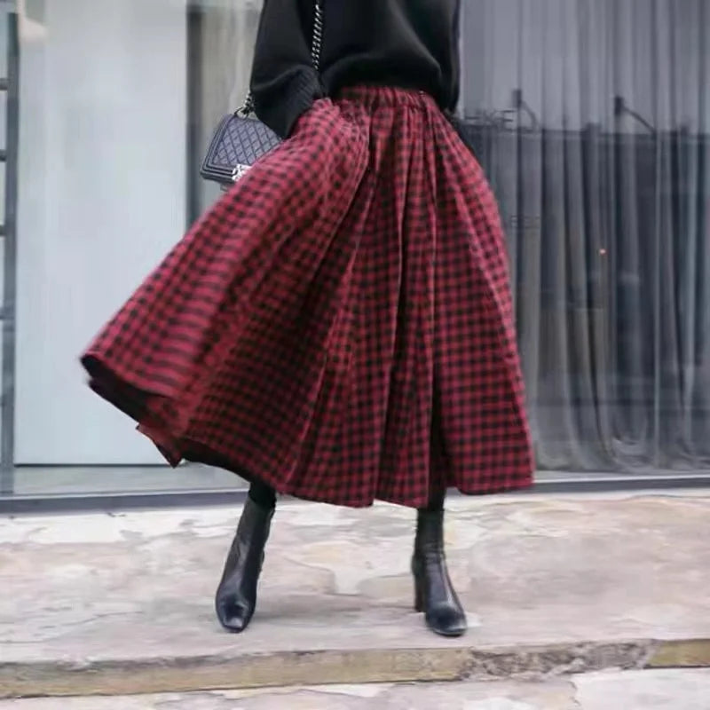 Qiukichonson High-Waisted Plaid Maxi Skirt