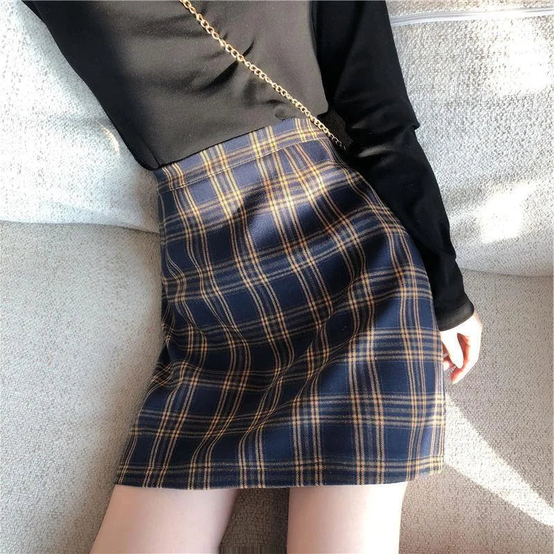 Straight-Style Plaid Mini Skirt