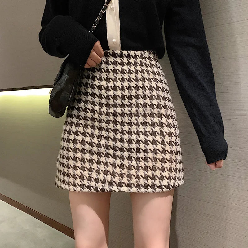 Trendy Houndstooth Plaid Mini Skirt