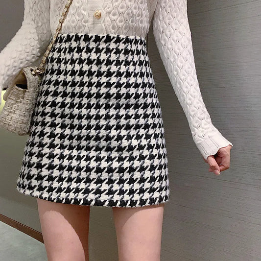 Trendy Houndstooth Plaid Mini Skirt